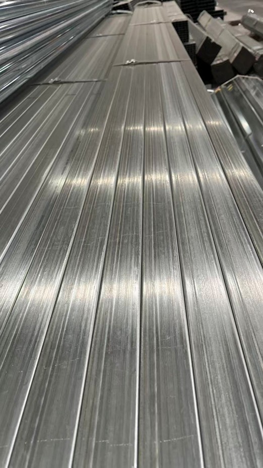 30×50×1.8 Galvanized Rectangular Tube gallery image 2