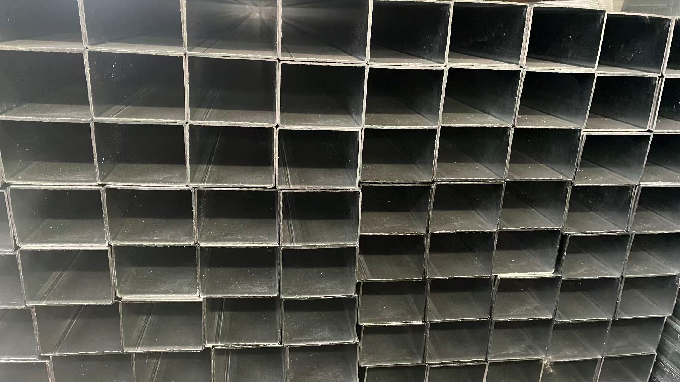 60×80 Galvanized Rectangular Tube product image