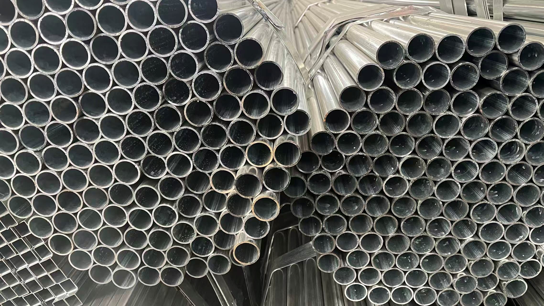 Galvanized Round Pipe category cover image