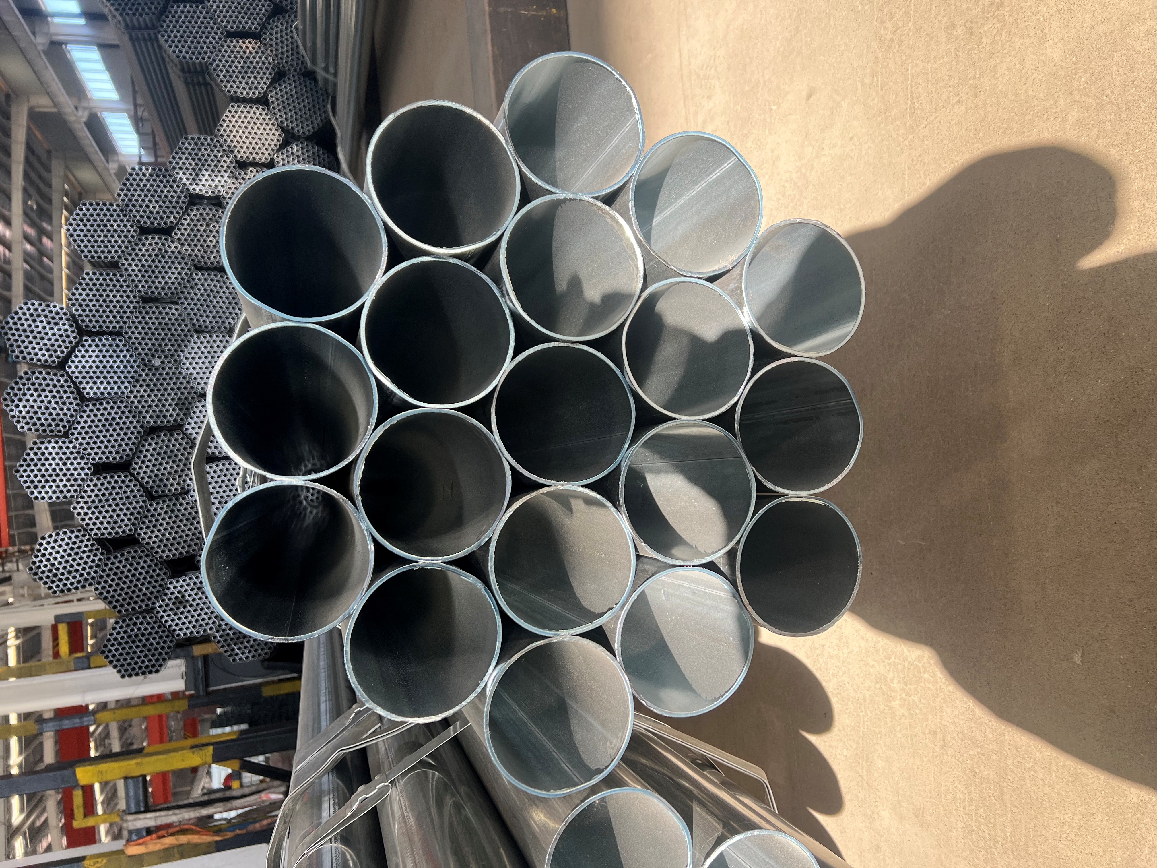 4-inch 1.5mm Galvanized Round Pipe gallery image 2