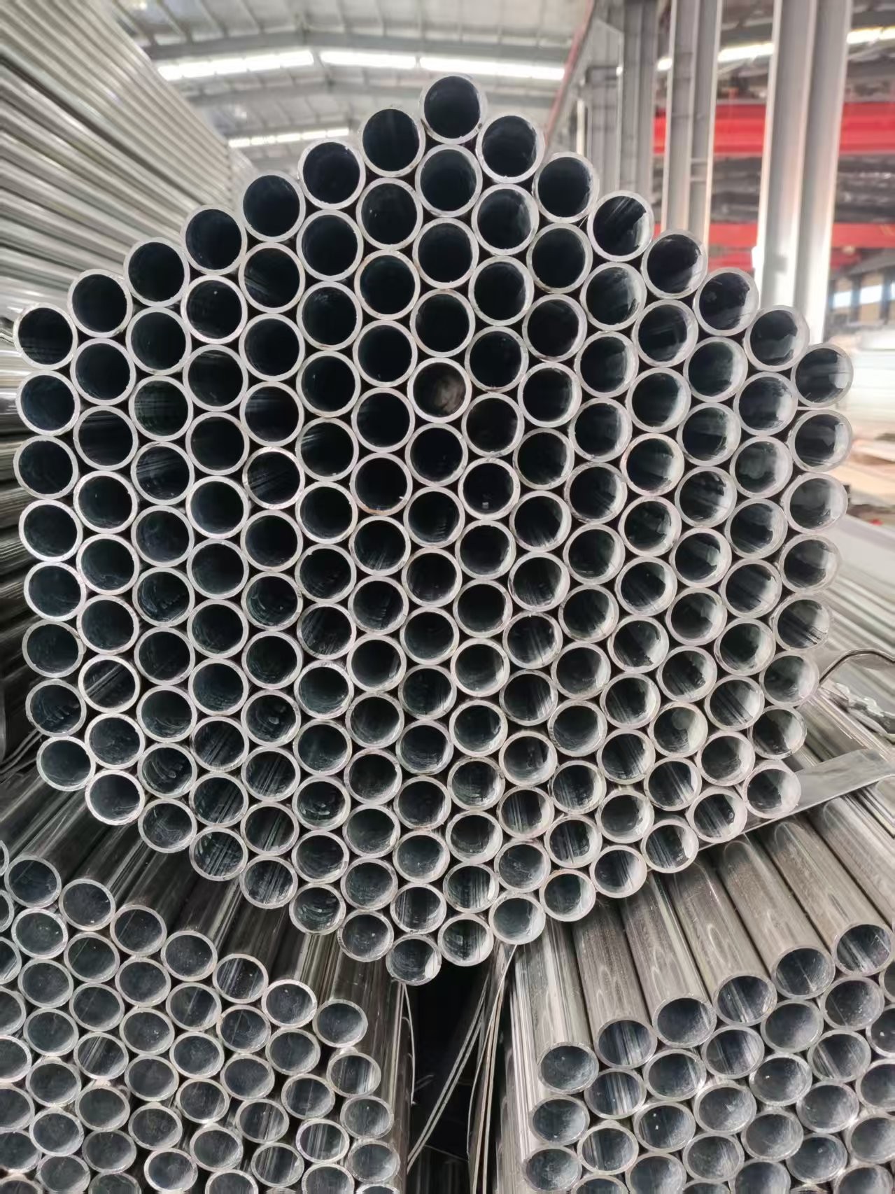 6-point 1.9mm Galvanized Round Pipe gallery image 2