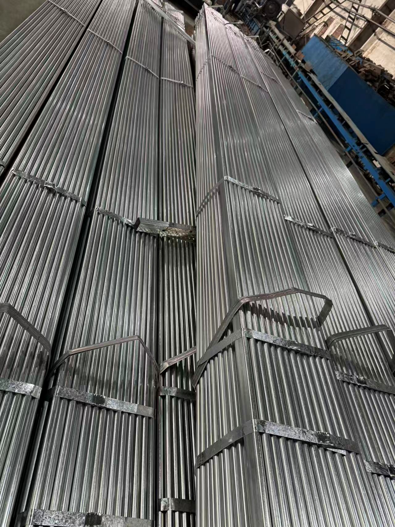 25×50 Galvanized Oval Tube gallery image 2